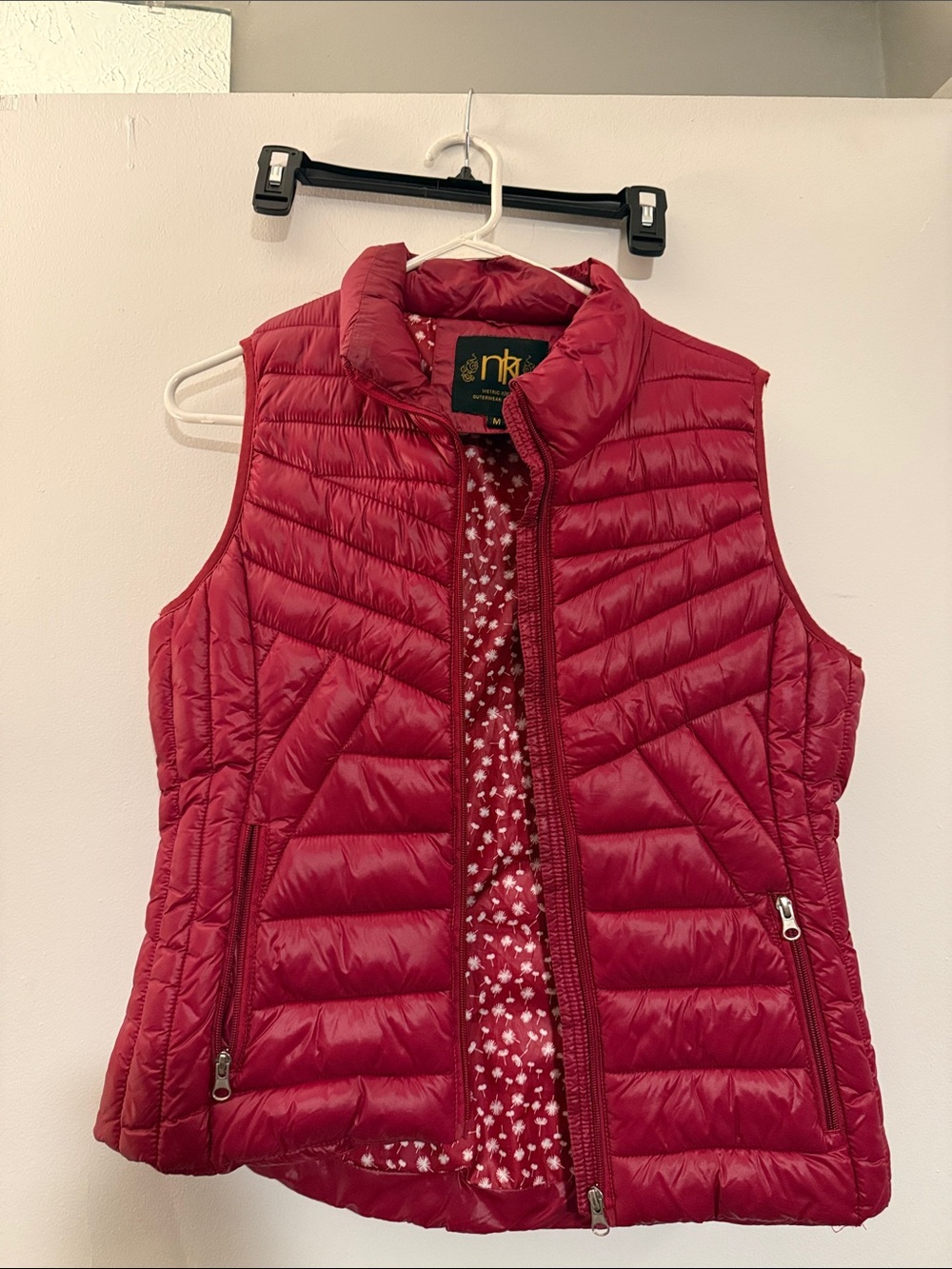 nkd Lightweight Quilted Puffer Vest in Red